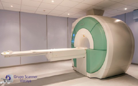 Resonancia Magnética cerrada